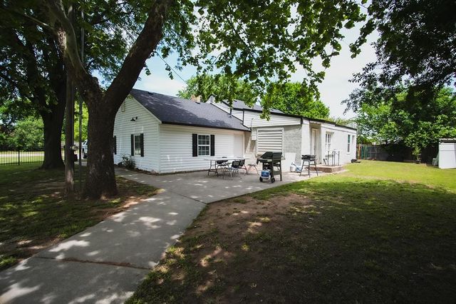 2012 W Boyd Street, Norman, OK 73069