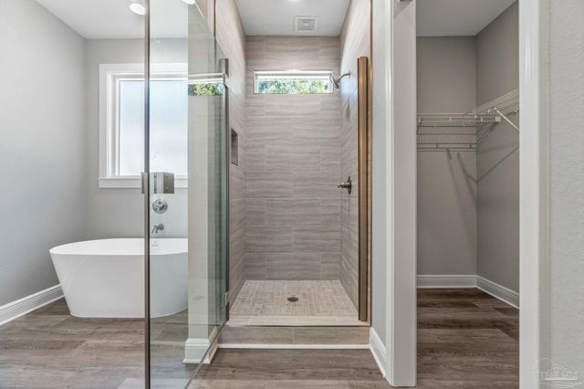 8421 Tippin Ave, Pensacola, FL 32504