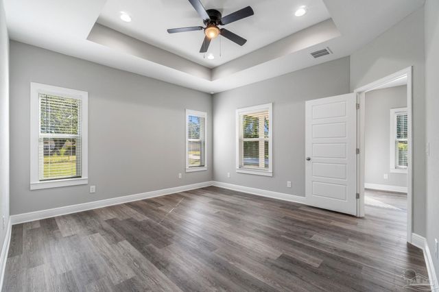 8421 Tippin Ave, Pensacola, FL 32504