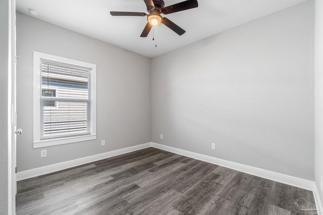 8421 Tippin Ave, Pensacola, FL 32504