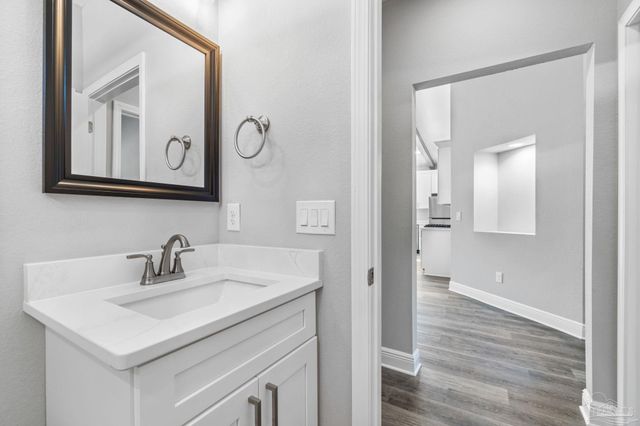 8421 Tippin Ave, Pensacola, FL 32504