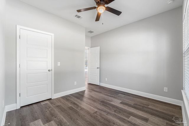 8421 Tippin Ave, Pensacola, FL 32504