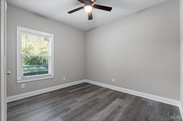 8421 Tippin Ave, Pensacola, FL 32504