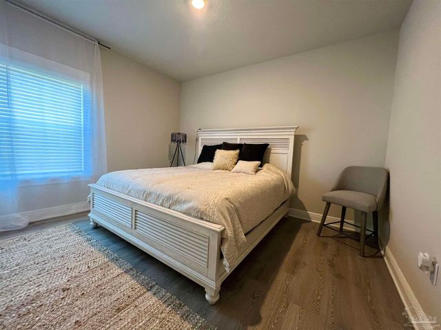 8421 Tippin Ave, Pensacola, FL 32504