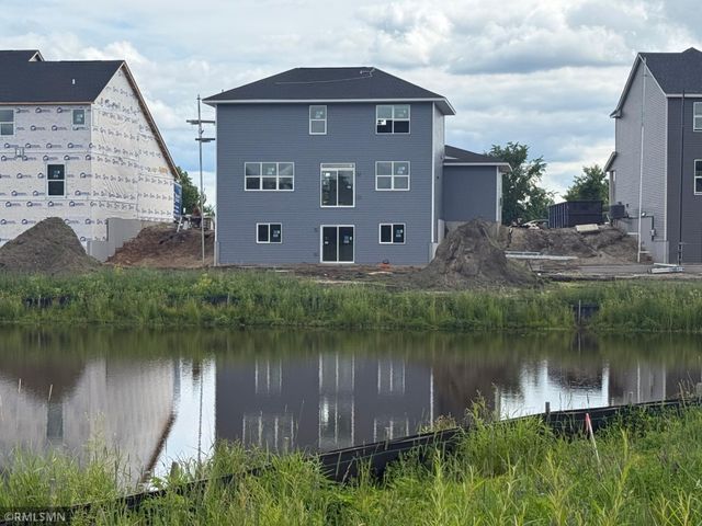 1717 Meadows Drive, East Bethel, MN 55011