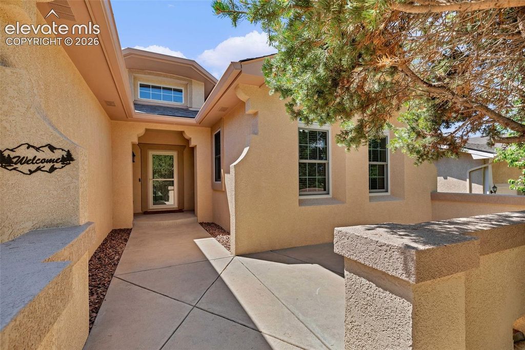 3575 Hollycrest Drive, Colorado Springs, CO 80920 — photo 3
