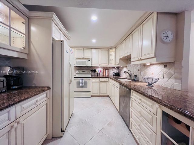 5000 N Ocean Blvd Apt 1405, Lauderdale By The Sea, FL 33308