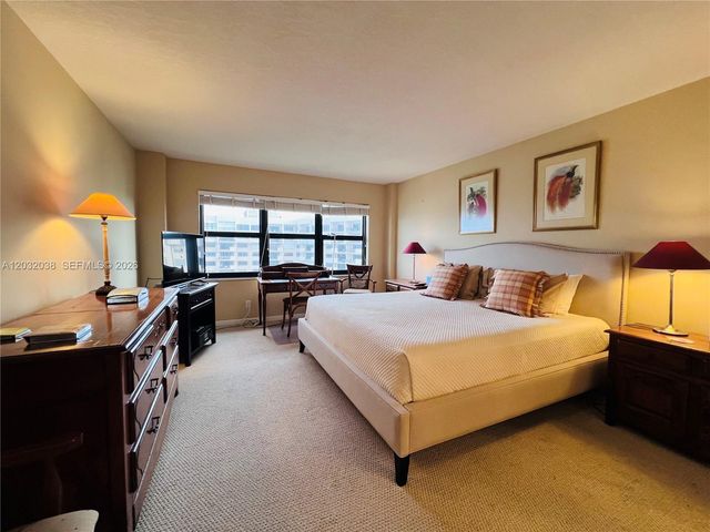 5000 N Ocean Blvd Apt 1405, Lauderdale By The Sea, FL 33308