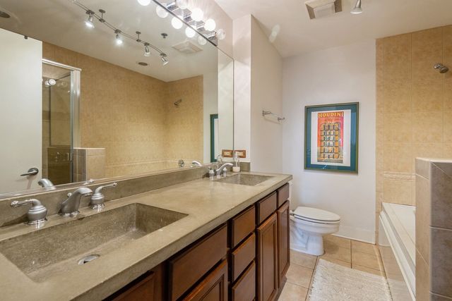 888 S Michigan Avenue 603, Chicago, IL 60605