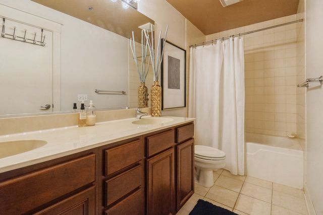 888 S Michigan Avenue 603, Chicago, IL 60605