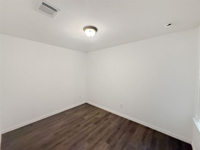 114 County Road 3554, Cleveland, TX 77327
