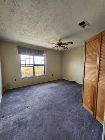 2219 County Road 227, East Bernard, TX 77435