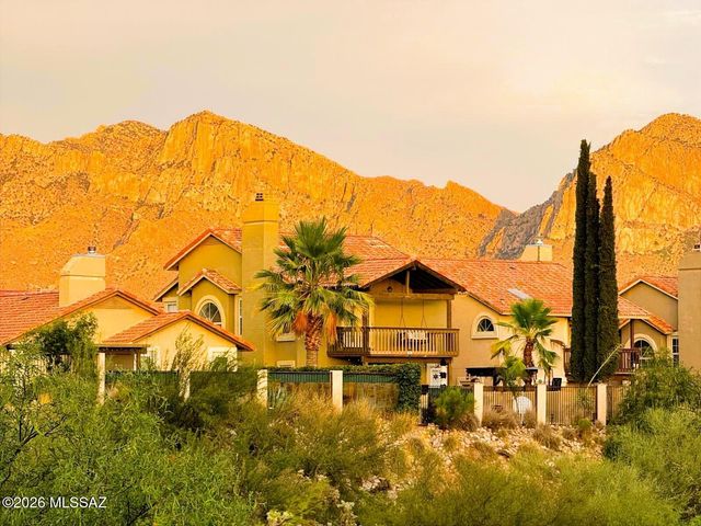 11531 N Eagle Peak Drive N, Tucson, AZ 85737