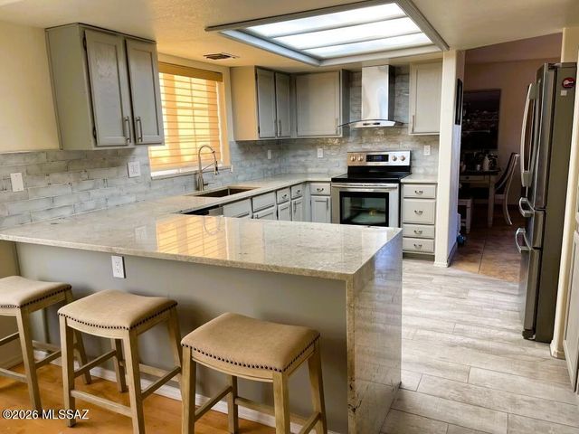 11531 N Eagle Peak Drive N, Tucson, AZ 85737