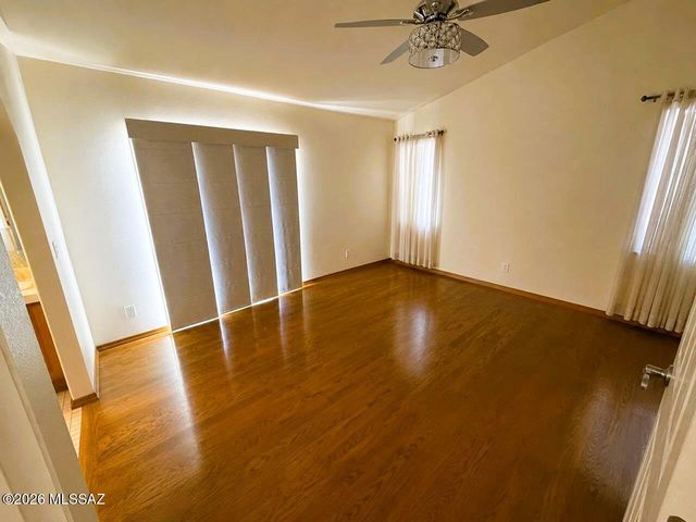 11531 N Eagle Peak Drive N, Tucson, AZ 85737