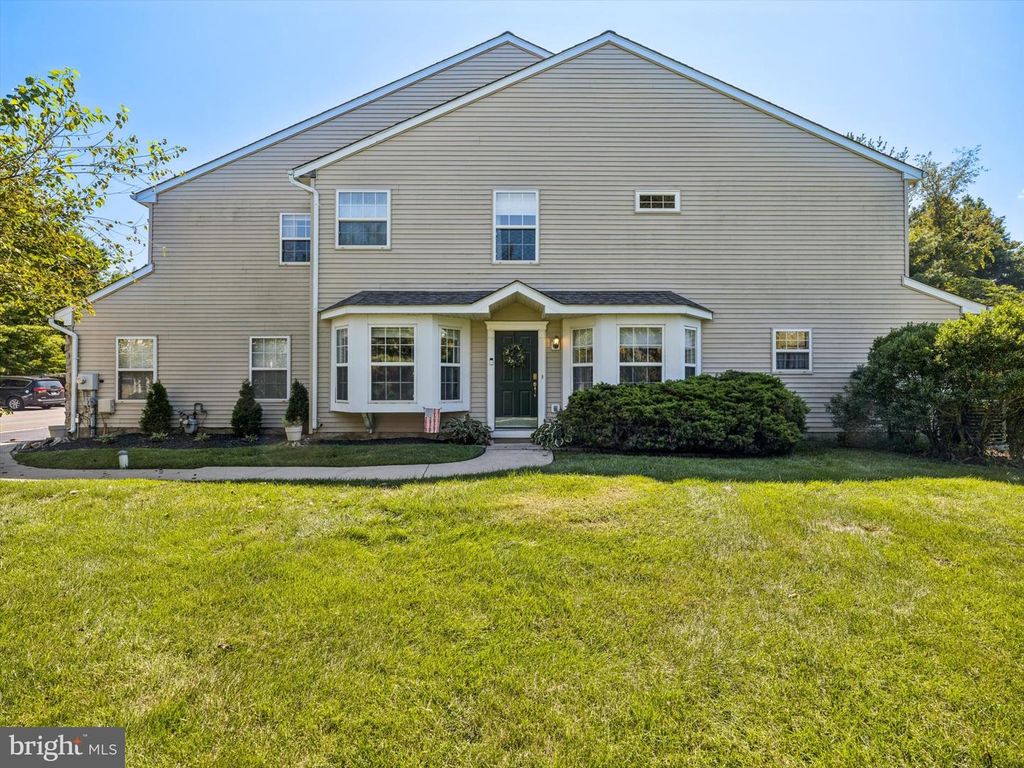2309 PERIWINKLE CT, Phoenixville, PA 19460 — photo 3