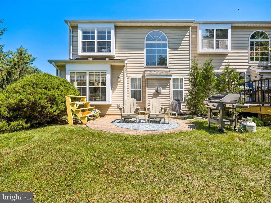 2309 PERIWINKLE CT, Phoenixville, PA 19460 — photo 4