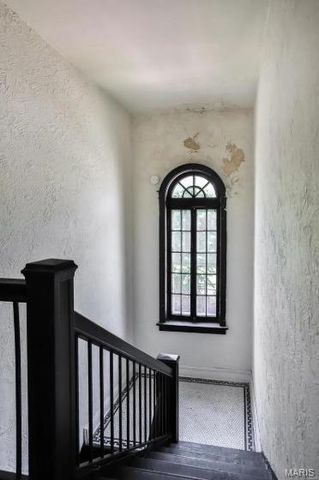 4981 Rosalie Street, St Louis, MO 63115