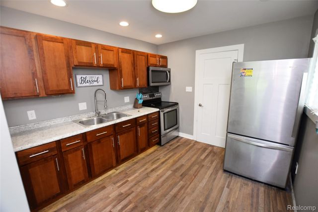 3749 Ivanhoe Avenue, Flint, MI 48506