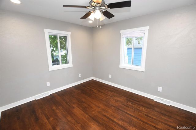 3749 Ivanhoe Avenue, Flint, MI 48506