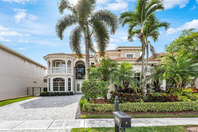 8168 Valhalla Drive, Delray Beach, FL 33446