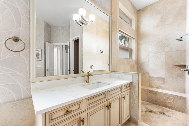 8168 Valhalla Drive, Delray Beach, FL 33446