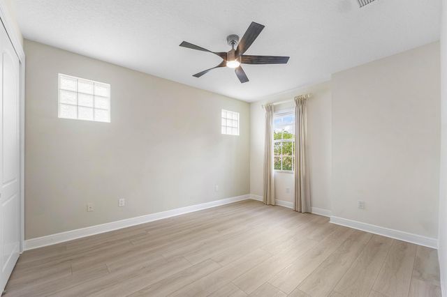 8168 Valhalla Drive, Delray Beach, FL 33446