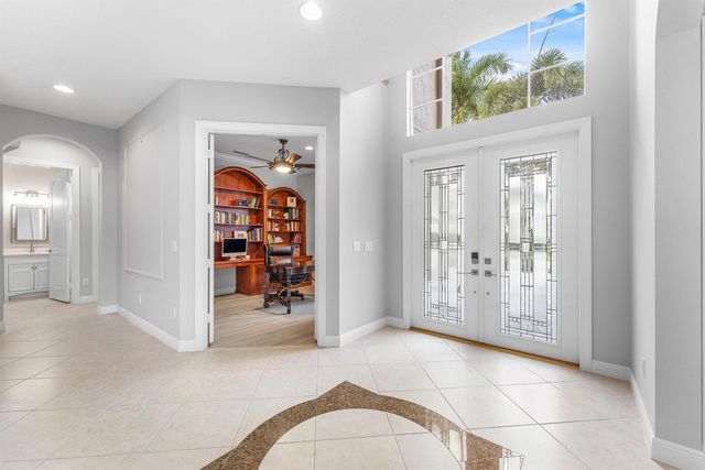8168 Valhalla Drive, Delray Beach, FL 33446