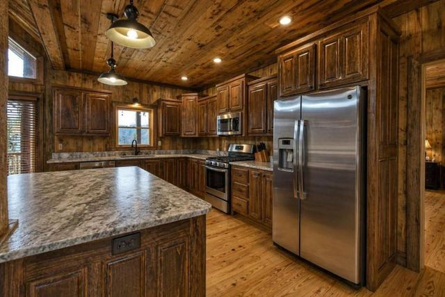 3804 Aska Road, Blue Ridge, GA 30513