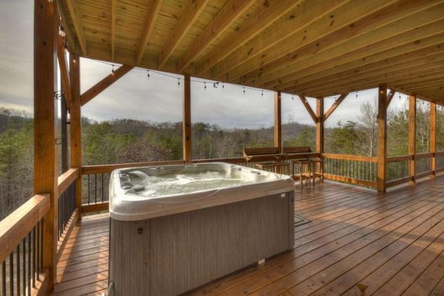 3804 Aska Road, Blue Ridge, GA 30513