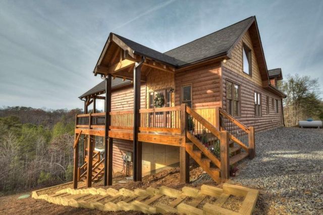 3804 Aska Road, Blue Ridge, GA 30513