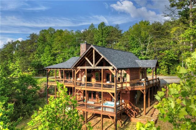 3804 Aska Road, Blue Ridge, GA 30513