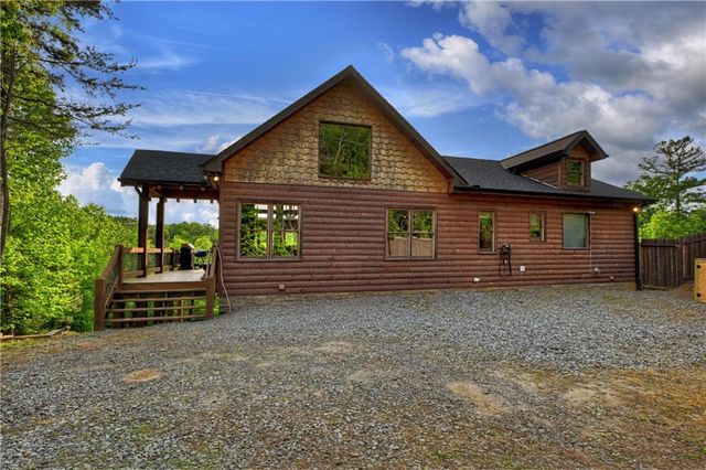 3804 Aska Road, Blue Ridge, GA 30513
