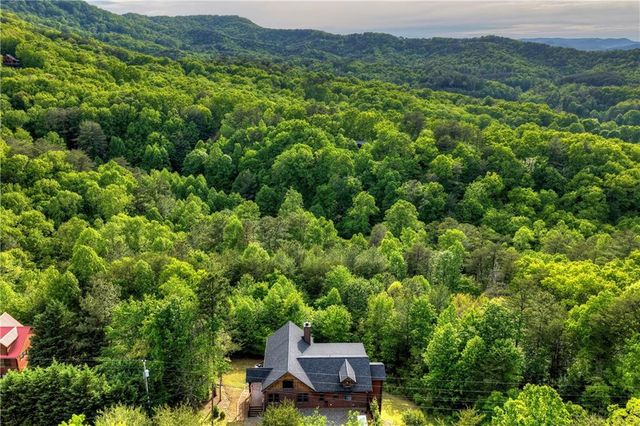 3804 Aska Road, Blue Ridge, GA 30513
