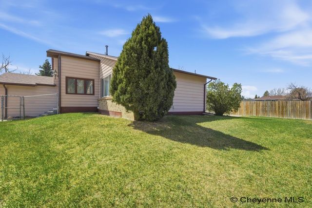 5230 TIMBERLINE RD, Cheyenne, WY 82009
