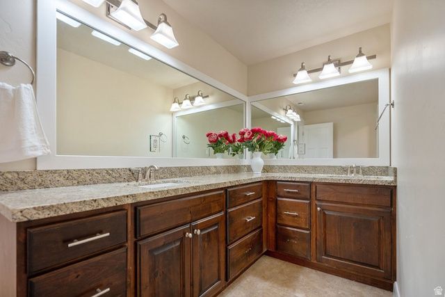 1123 S WILDFLOWER LN, Mapleton, UT 84664