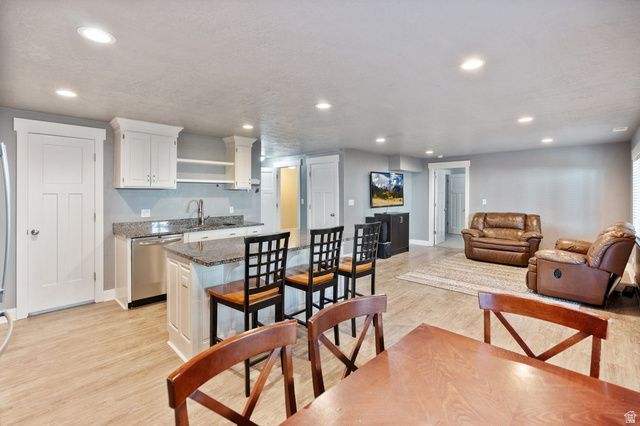 1123 S WILDFLOWER LN, Mapleton, UT 84664