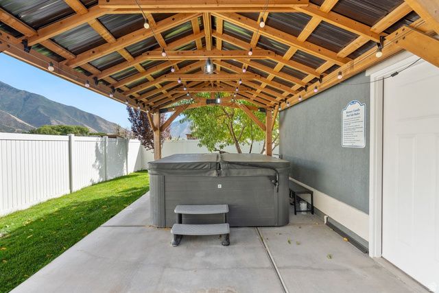 1123 S WILDFLOWER LN, Mapleton, UT 84664