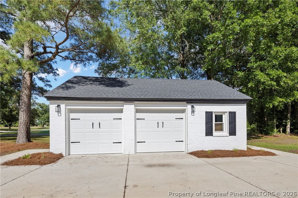 608 N East Street, Roseboro, NC 28382 — photo 13