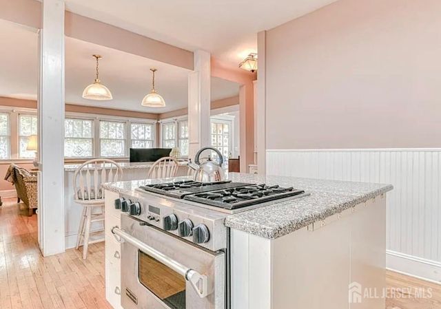 5 llewellyn Place, New Brunswick, NJ 08901