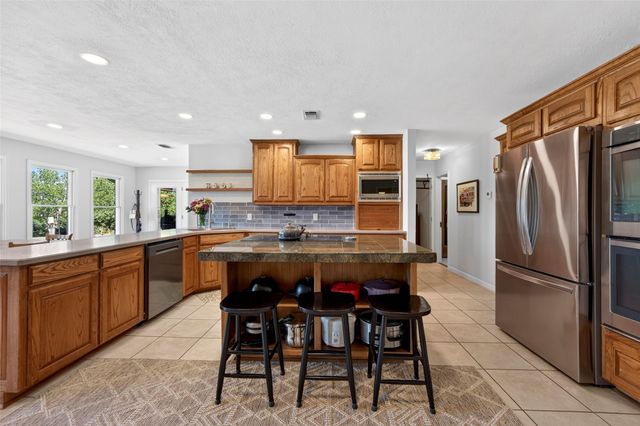 4601 Oak Drive, Alvarado, TX 76009