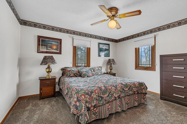 6194 193rd Avenue NW, Pennock, MN 56279