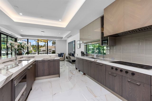 2519 Lucille Dr, Fort Lauderdale, FL 33316