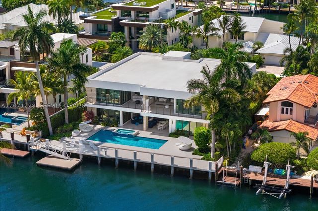 2519 Lucille Dr, Fort Lauderdale, FL 33316