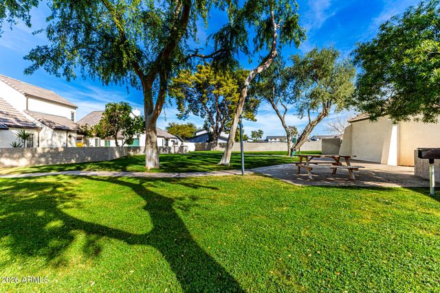 1139 E BELMONT Avenue, Phoenix, AZ 85020