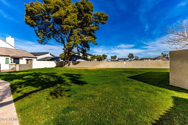 1139 E BELMONT Avenue, Phoenix, AZ 85020