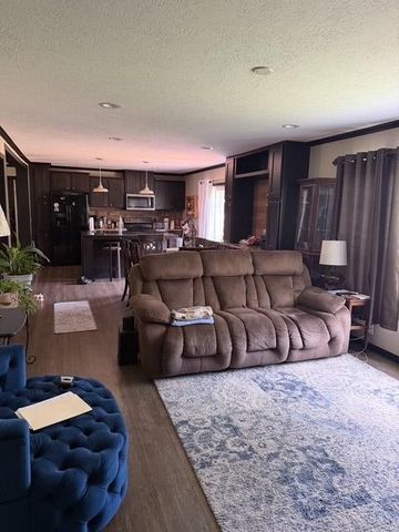 4055 S Bunker Hill Rd, Cookeville, TN 38506