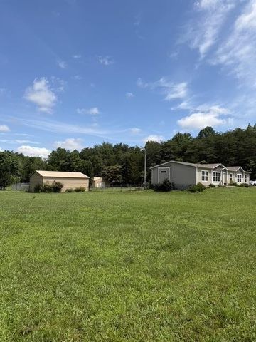 4055 S Bunker Hill Rd, Cookeville, TN 38506