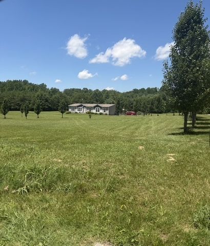 4055 S Bunker Hill Rd, Cookeville, TN 38506