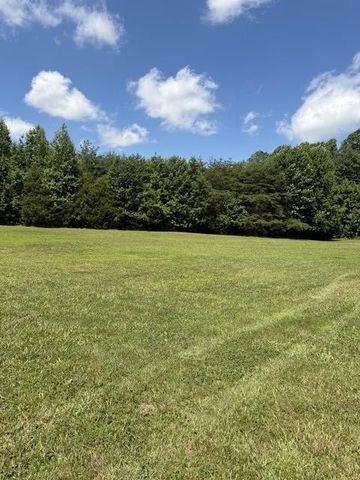 4055 S Bunker Hill Rd, Cookeville, TN 38506